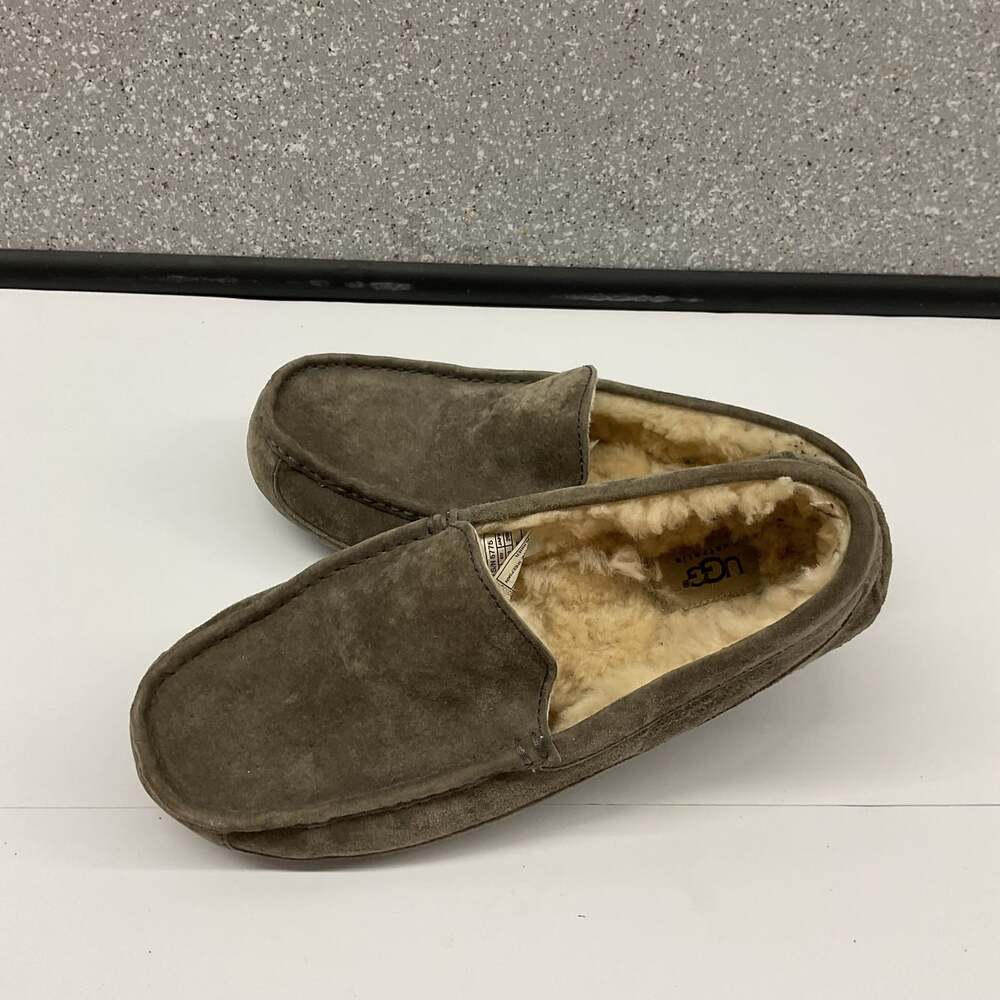 UGG Australia Men's Ascot Suede Sheepskin Moccasin Slippers Grey Size 10 (S/N 57